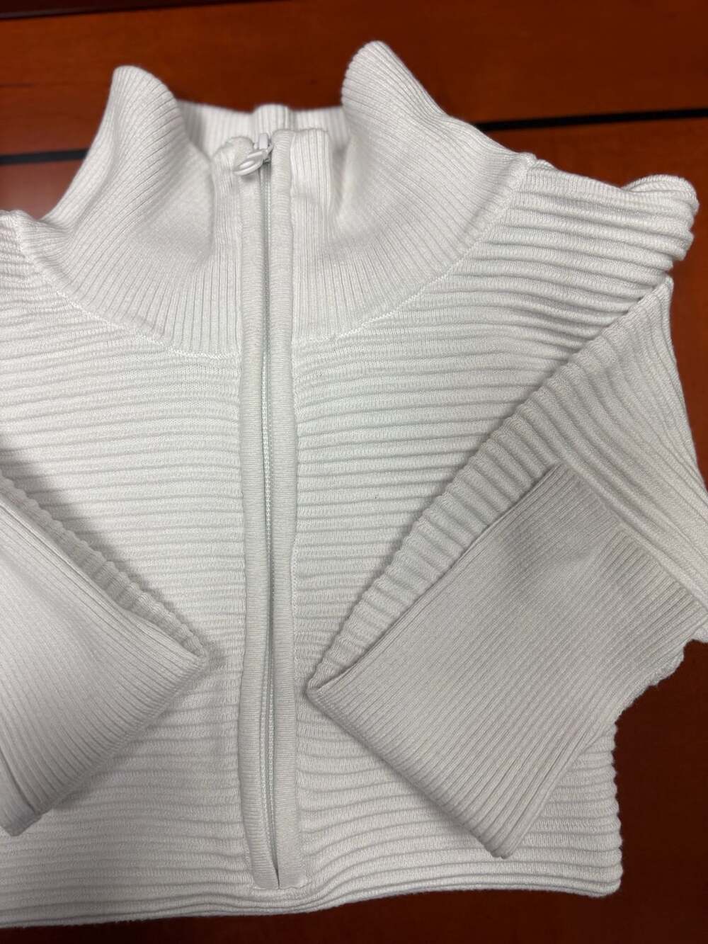 Offline by Aerie Ribbed Zip Sweater Size S White Thumbholes - Picture 5 of 7